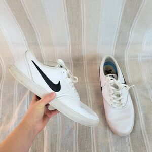 Nike SB Charge SLR TXT Sneakers‎ Tennis Shoes White Black Size 13 Leather
